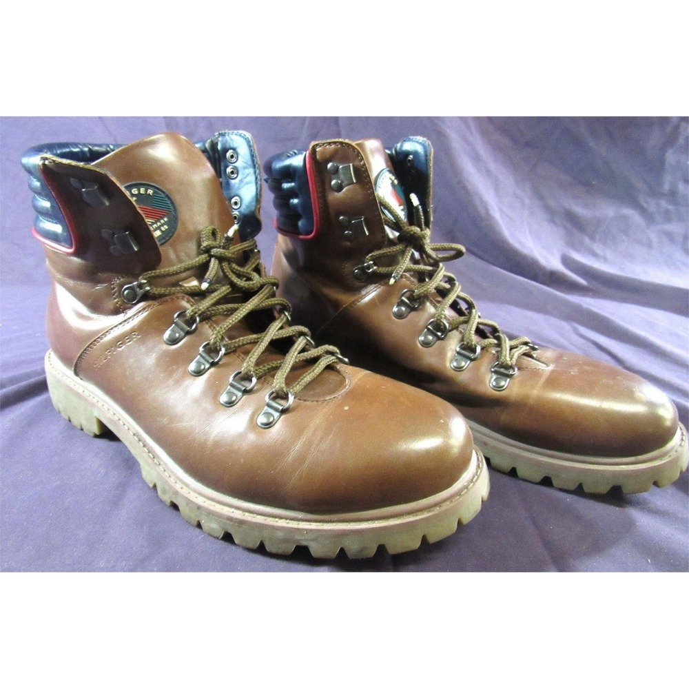 Size 11 Tommy Hilfiger Boots Style TMFOSTORI2-C Brown
